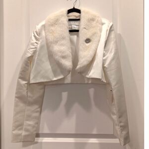 NWT Ivory Satin Bolero Faux Fur Collar Shrug Christian Michele Size 14 Y2K